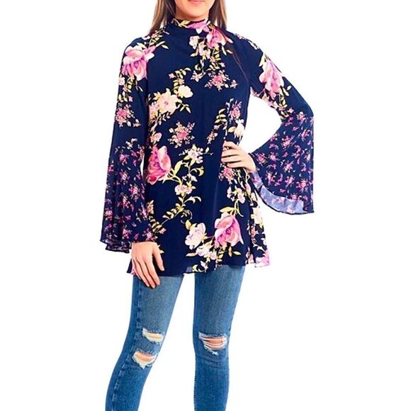 Free People Tops - FREE PEOPLE Tate Flared Sleeves Floral Tunic Top